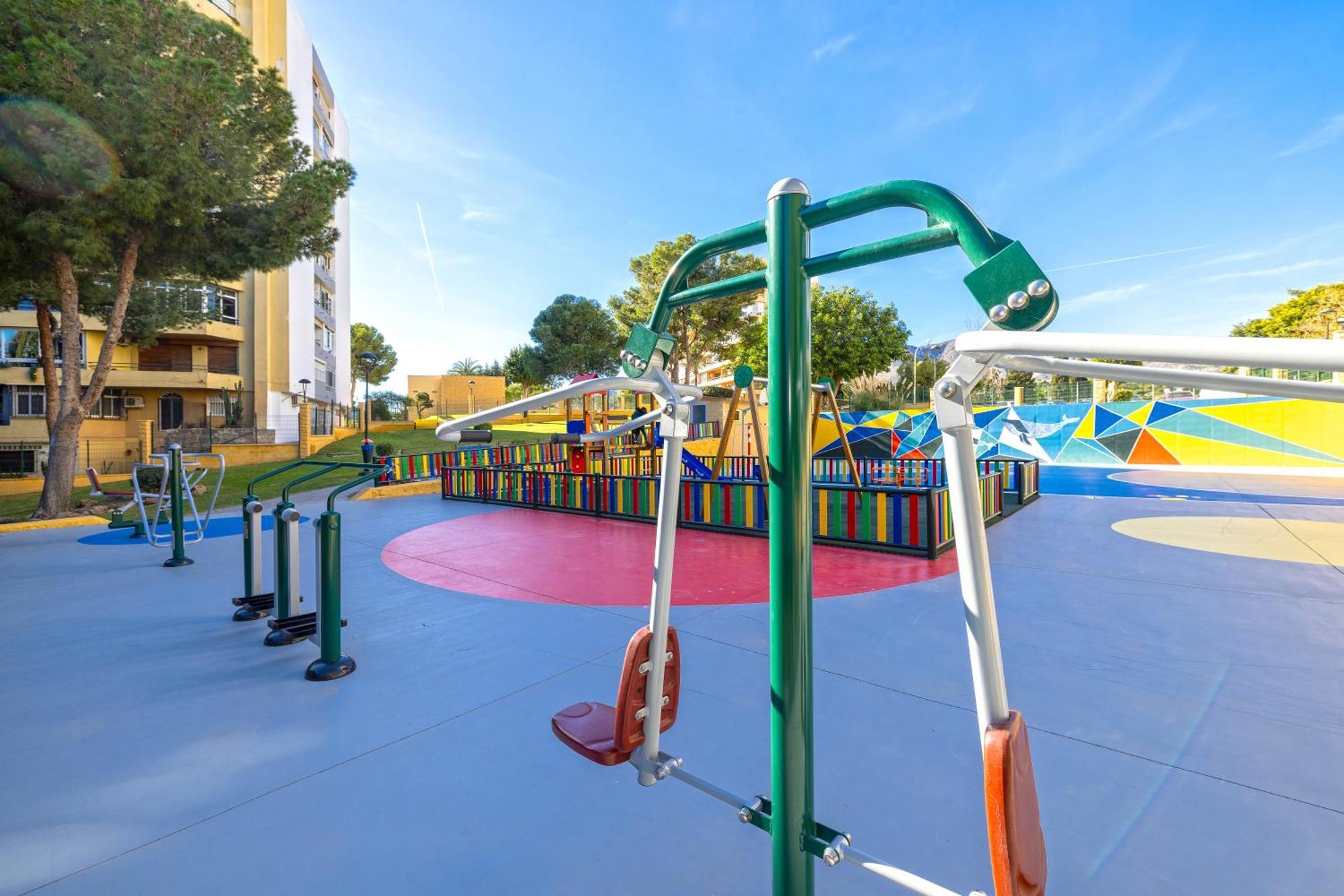 Sun Apartments Торремолинос Экстерьер фото