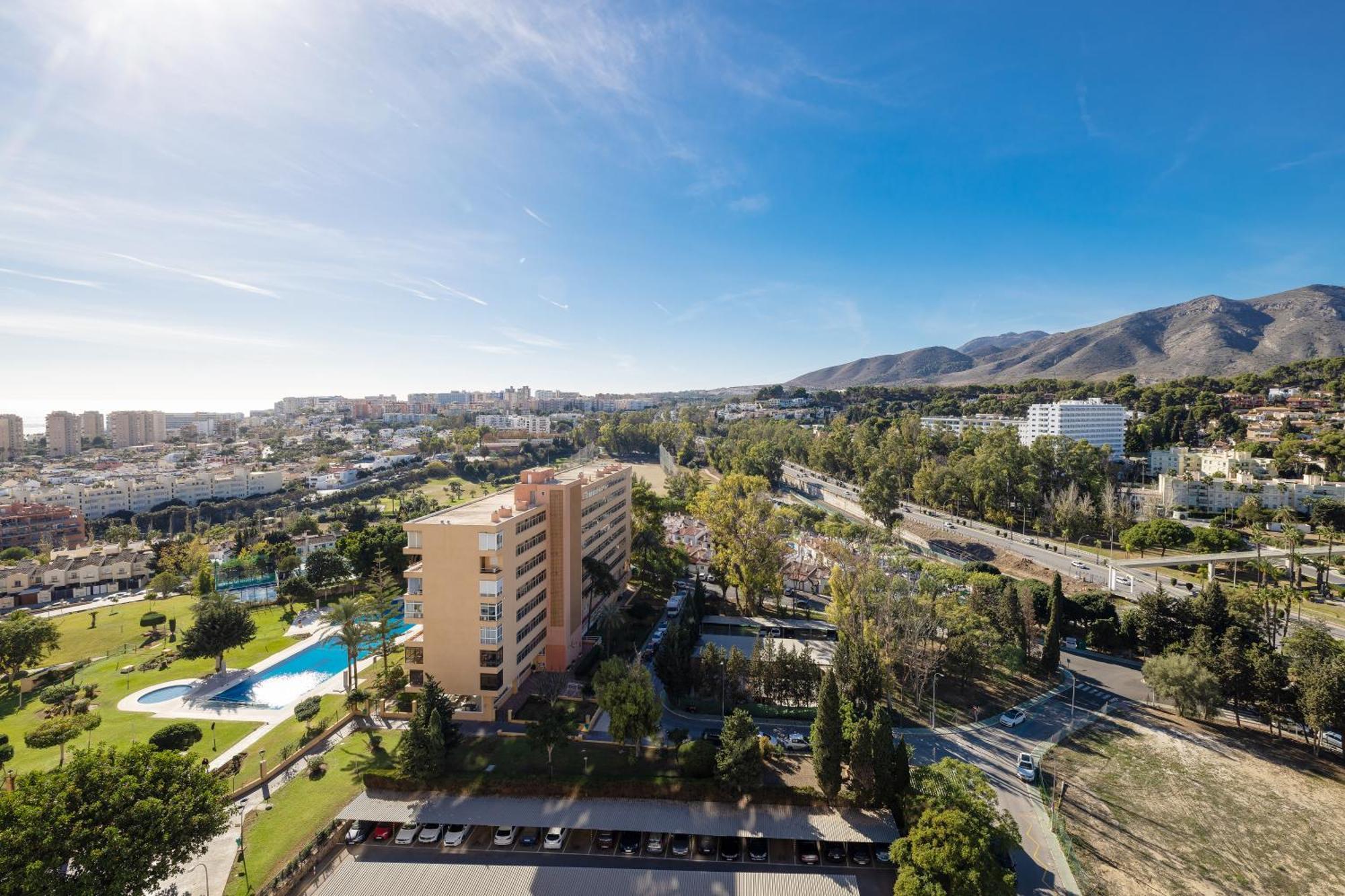 Sun Apartments Торремолинос Экстерьер фото